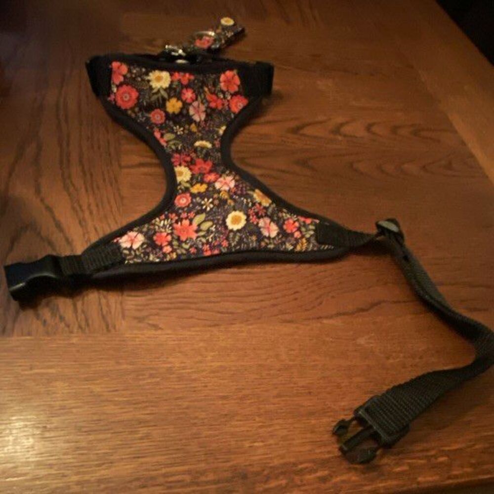 Floral Mesh Step-In Dog Harness, Adjustable, Small (S) for Small Breeds or cats